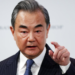 Chinese FM calls on Middle East, Gulf parties to resume dialogue, negotiation