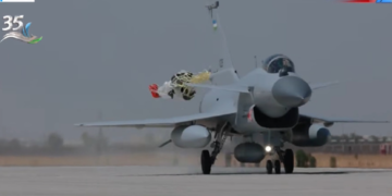 Uzbek state media unveils Chinese J-10CE fighters during national celebration, marking Central Asian export market breakthrough: expert